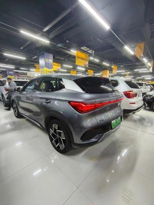 เครื่องยนต์ 2 ลิตร รถยนต์ EV ที่ใช้ประสบการณ์ ความหลากหลาย อุปกรณ์ภาระหนัก ห้าที่นั่ง